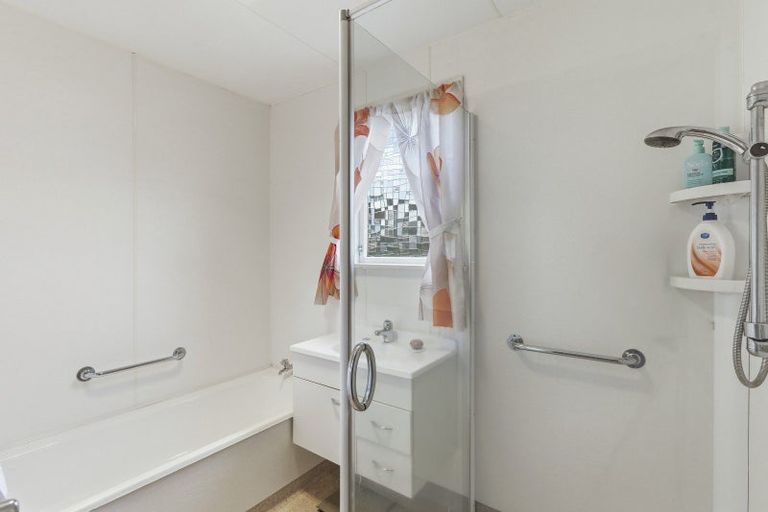 Photo of property in 50 Kennedy Drive, Levin, 5510