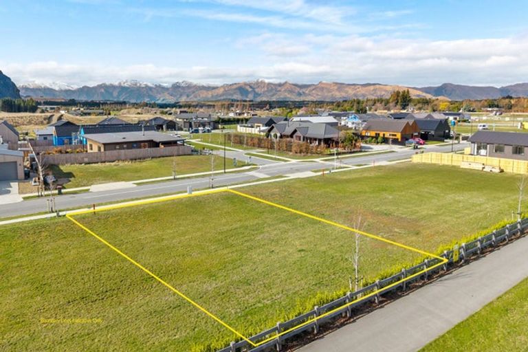Photo of property in 11 Rubus Street, Wanaka, 9382