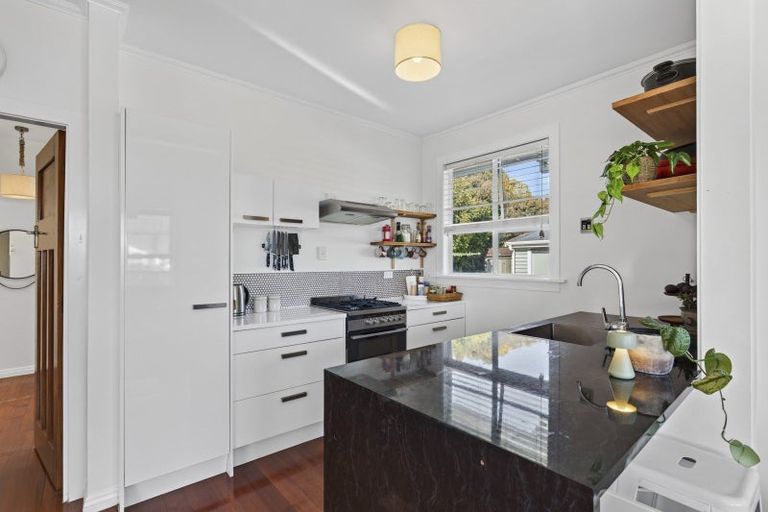 Photo of property in 14 Carthew Street, Okato, 4335