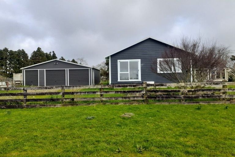 Photo of property in 20 Tariki Road South, Tariki, Stratford, 4390