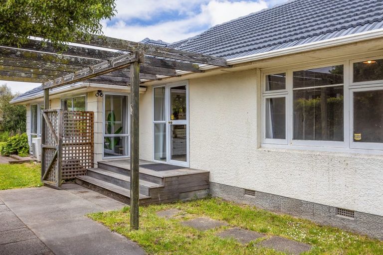 Photo of property in 2 Colman Avenue, Sockburn, Christchurch, 8042