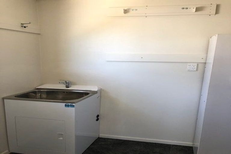 Photo of property in 2 Rajkot Terrace, Broadmeadows, Wellington, 6035