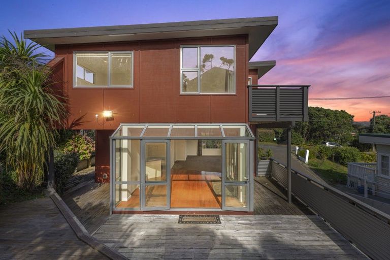 Photo of property in 3b Jeep Road, Raumati South, Paraparaumu, 5032