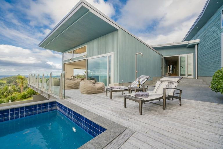Photo of property in 28 Radar Road, Hot Water Beach, Whitianga, 3591