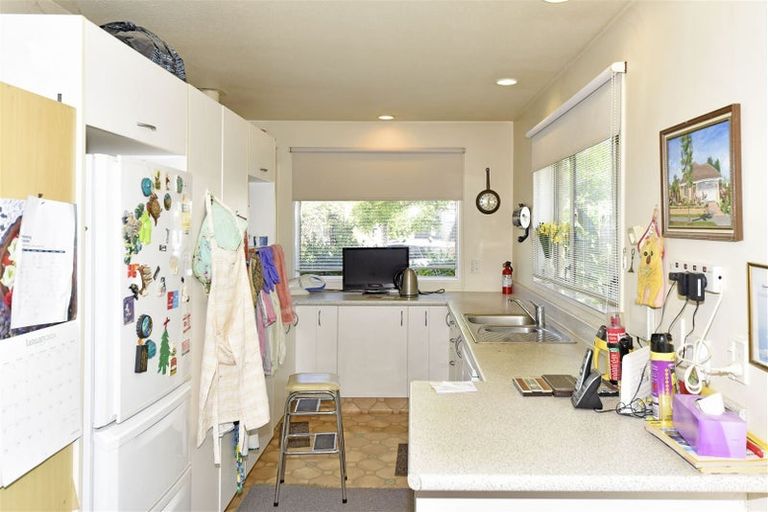 Photo of property in 22 Newnham Terrace, Upper Riccarton, Christchurch, 8041