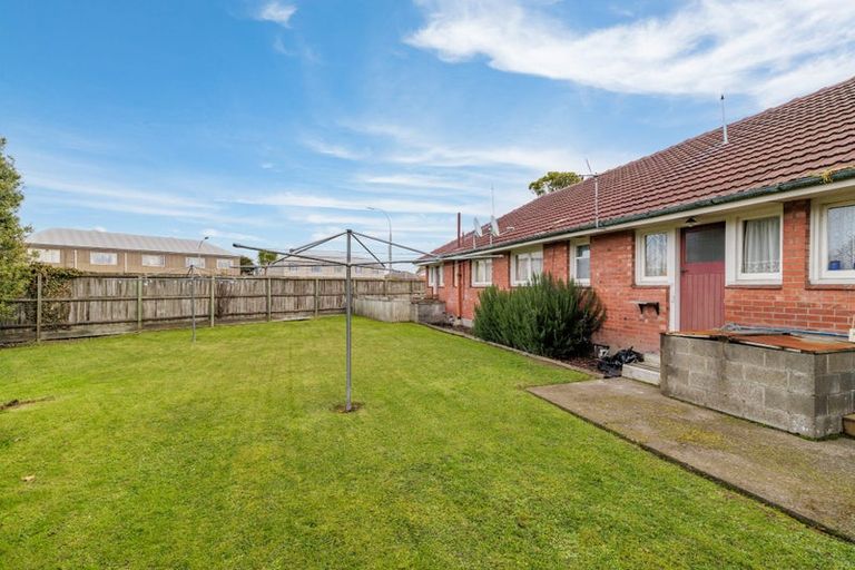 Photo of property in 135a Totara Street, Riccarton, Christchurch, 8041
