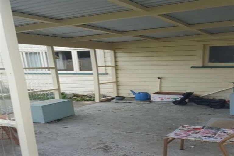Photo of property in 10 Coronation Street, Waimate, 7924