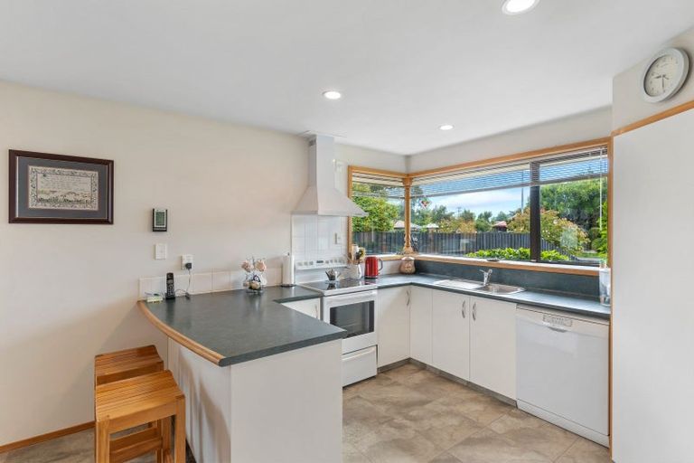 Photo of property in 21 Peebles Drive, Hei Hei, Christchurch, 8042