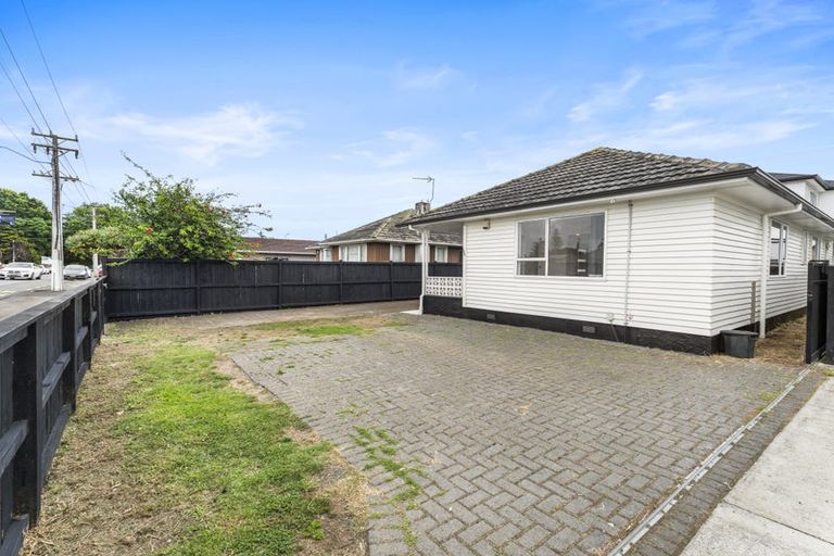 Photo of property in 169 Russell Road, Manurewa, Auckland, 2102