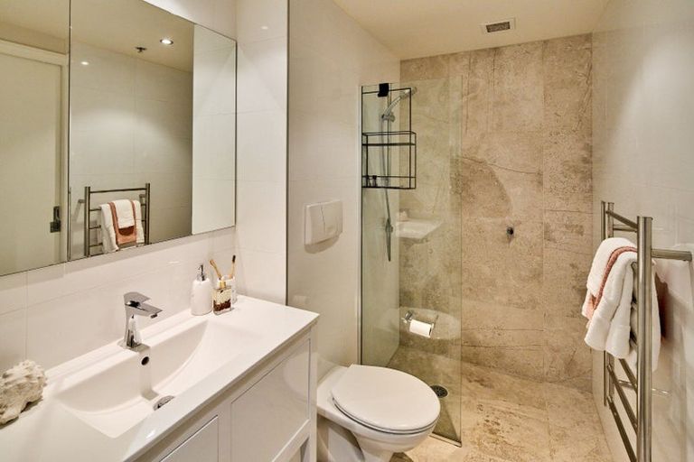 Photo of property in Sanctum Apartments, 34/10b Ebor Street, Te Aro, Wellington, 6011