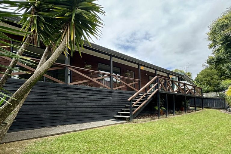 Photo of property in 1/7 Lyell Court, Clover Park, Auckland, 2019