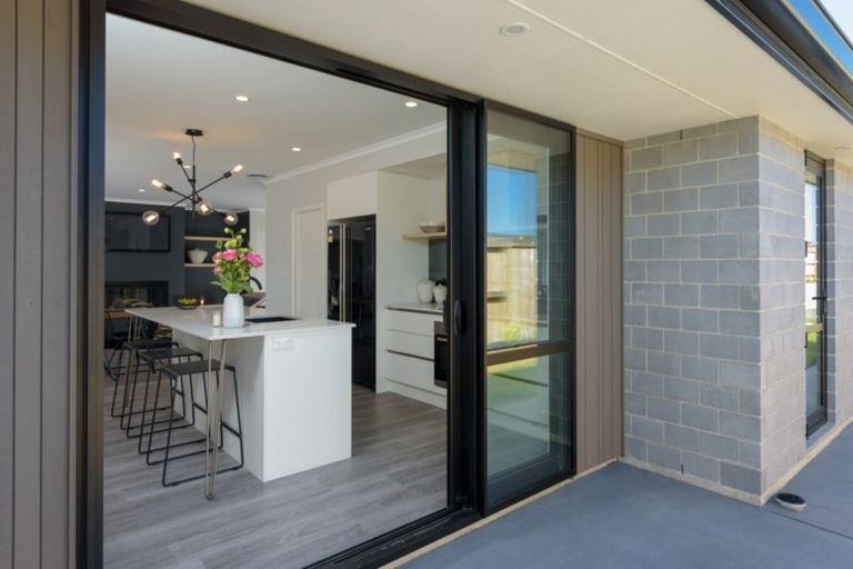 Photo of property in 101 Puhirake Crescent, Pyes Pa, Tauranga, 3112