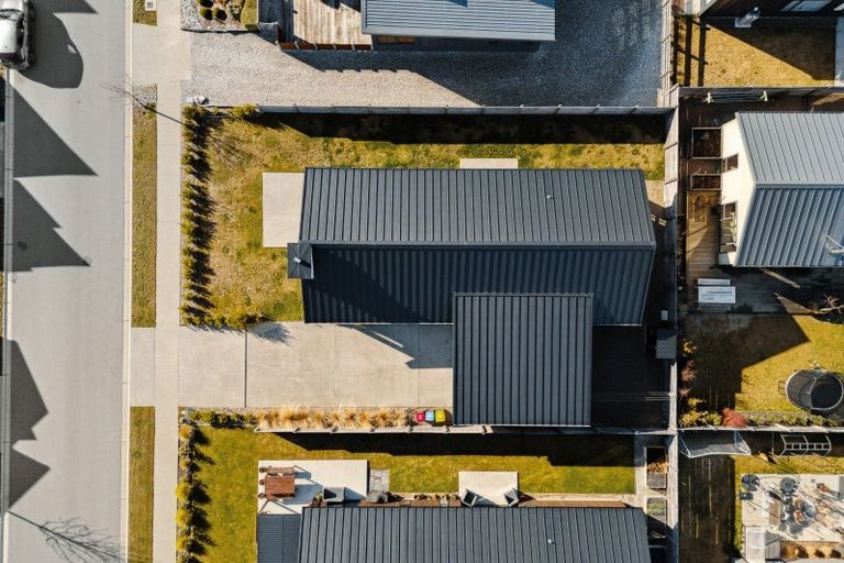 Photo of property in 6 Campbell Road, Wanaka, 9305