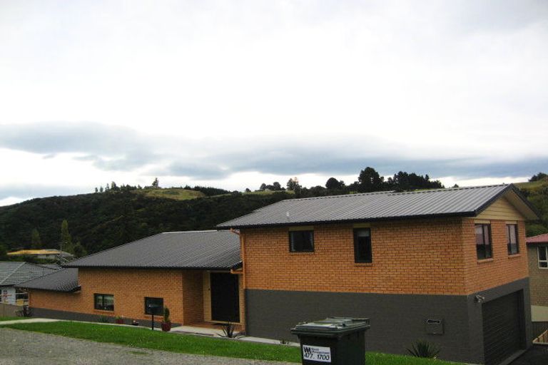 Photo of property in 6 Coach Road, Fairfield, Dunedin, 9018