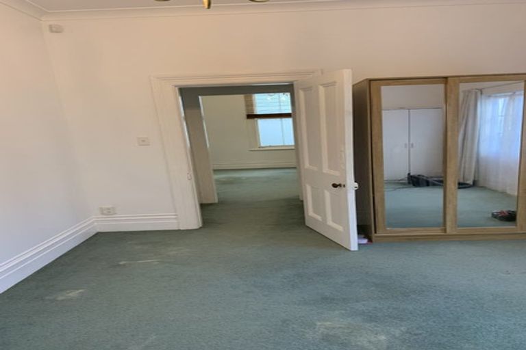 Photo of property in 208 The Terrace, Wellington Central, Wellington, 6011