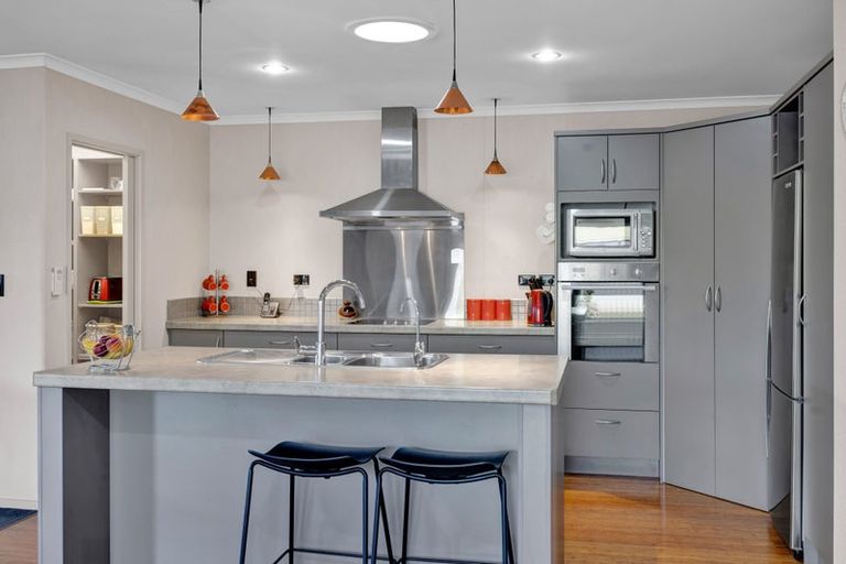 Photo of property in 12b Marlin Terrace, Bell Block, New Plymouth, 4312