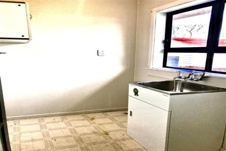 Photo of property in 13 Rogers Road, Manurewa, Auckland, 2102