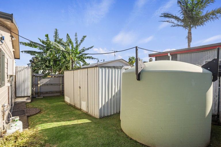 Photo of property in 1a Roretana Drive, Athenree, Waihi Beach, 3177