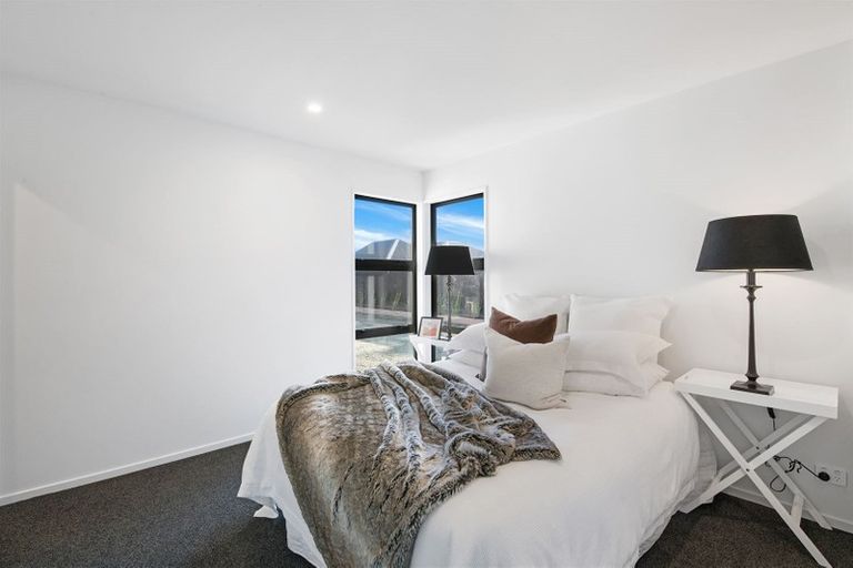 Photo of property in 21 Kingsdowne Drive, West Melton, 7618