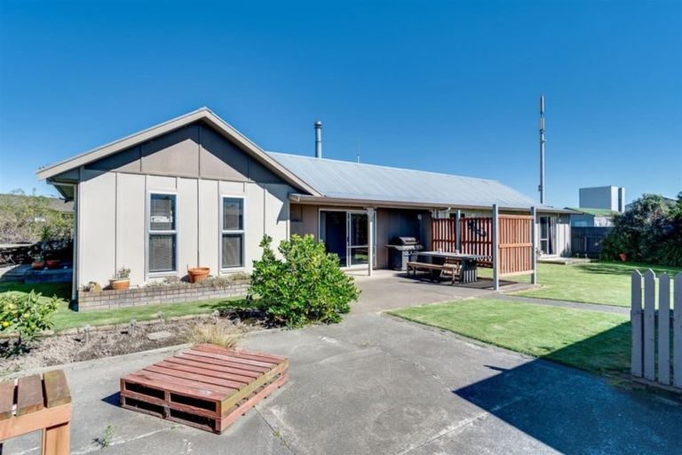 Photo of property in 16 Townshend Crescent, Greenmeadows, Napier, 4112