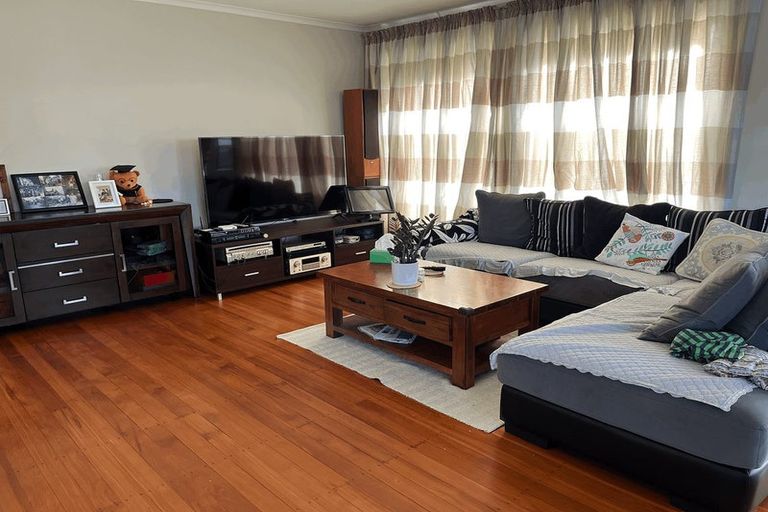 Photo of property in 83 Fisher Parade, Sunnyhills, Auckland, 2010