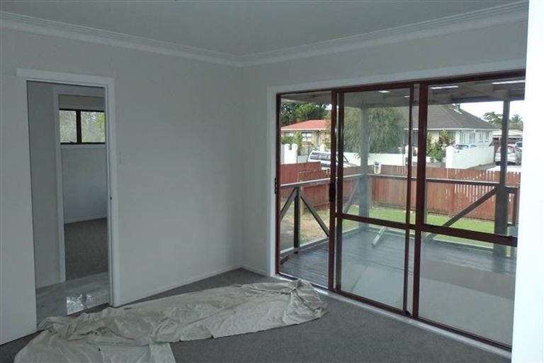 Photo of property in 41 Kairanga Street, Mangere East, Auckland, 2024