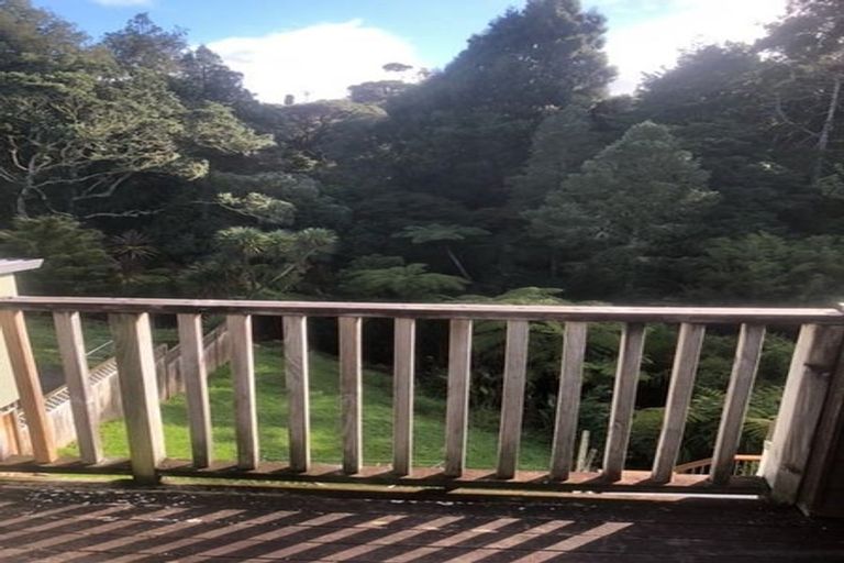 Photo of property in 2/26 Waratah Street, Birkenhead, Auckland, 0626