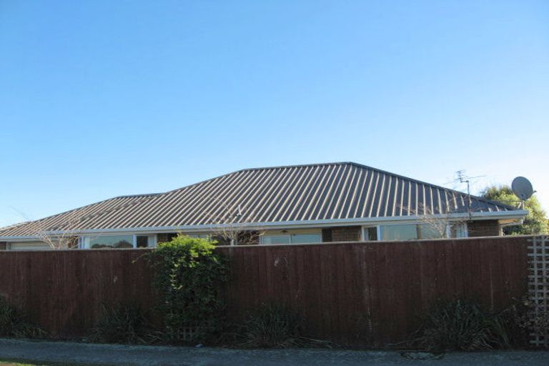 Photo of property in 1/65 Tyrone Street, Belfast, Christchurch, 8051