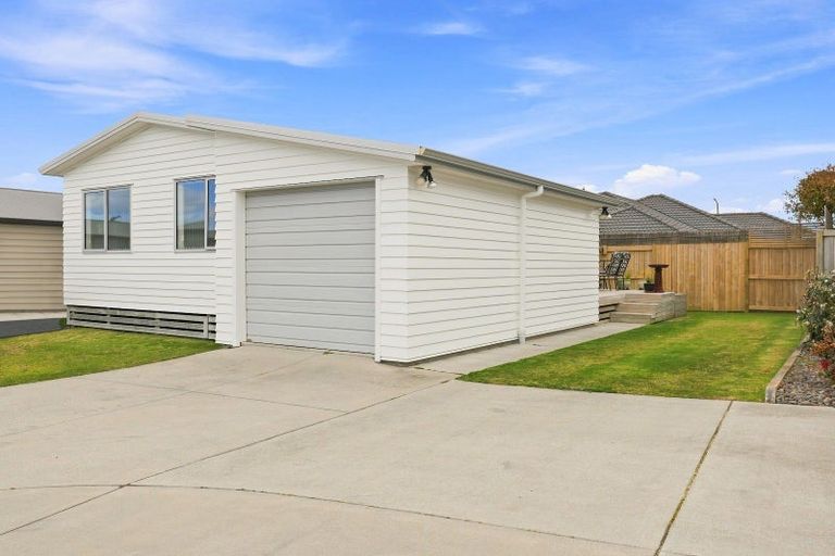 Photo of property in 602/11 Kamahi Crescent, Papamoa Beach, Papamoa, 3118