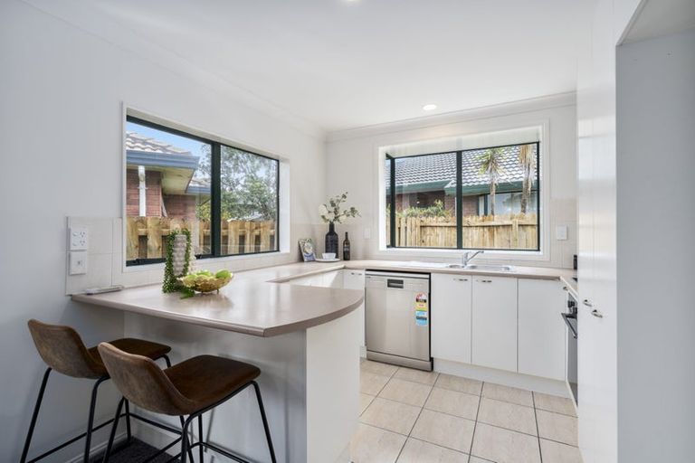 Photo of property in 22a Martin Jugum Lane, Ranui, Auckland, 0612