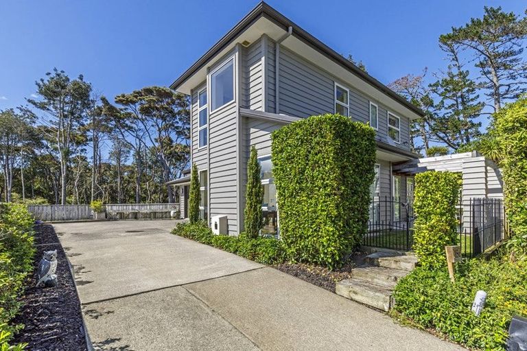 Photo of property in 15c Verran Road, Birkenhead, Auckland, 0626