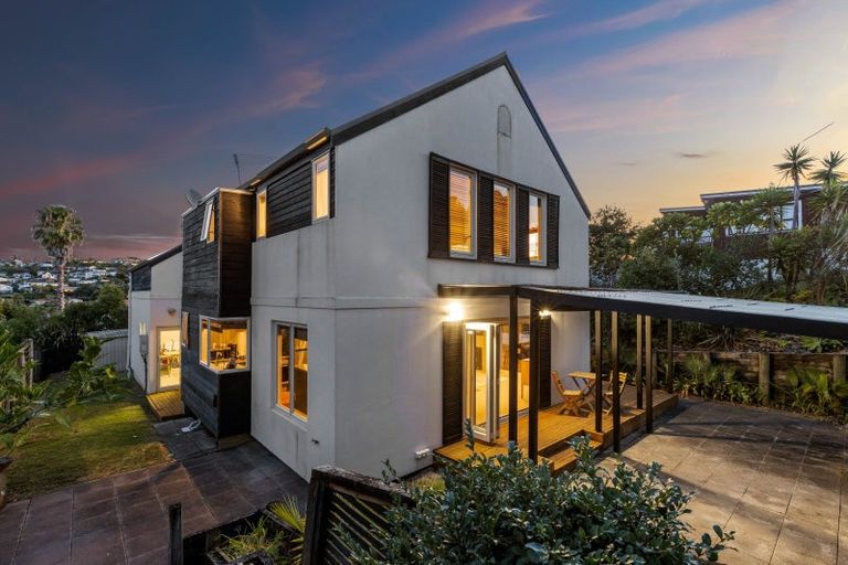 Photo of property in 30 Langton Road, Stanmore Bay, Whangaparaoa, 0932