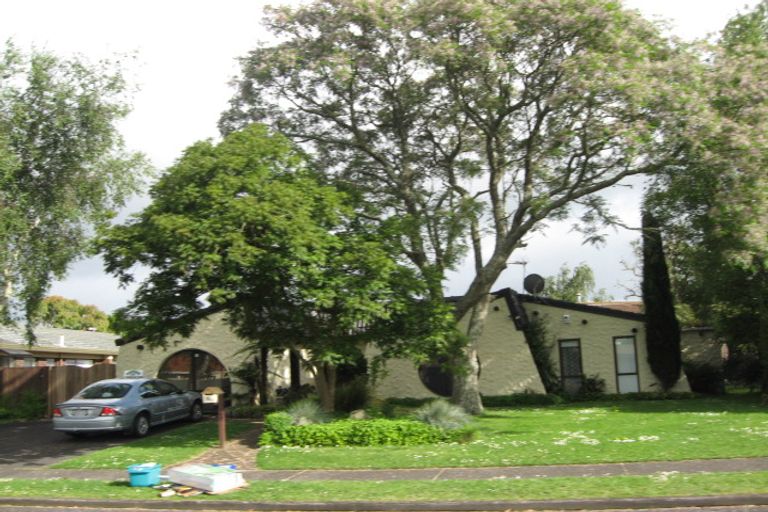 Photo of property in 11 Walter Strevens Drive, Conifer Grove, Takanini, 2112