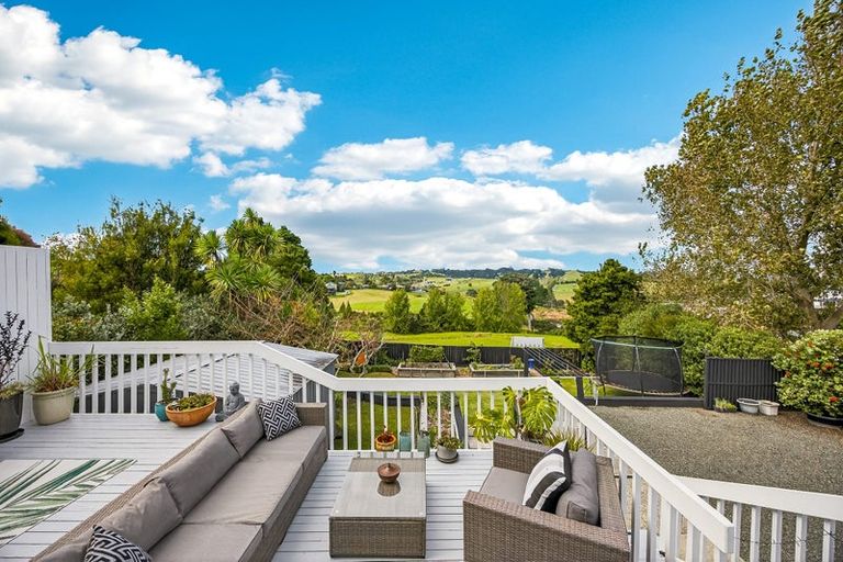 Photo of property in 29 Brigitte View, Snells Beach, 0920