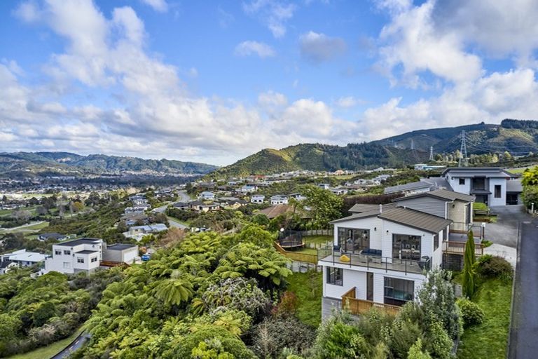 Photo of property in 15 Swain Grove, Riverstone Terraces, Upper Hutt, 5018