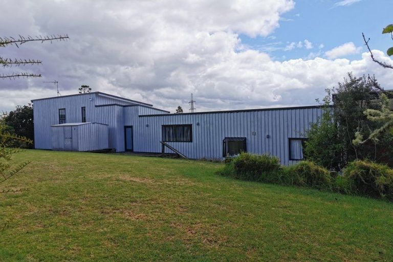 Photo of property in 40 Top Road, Dairy Flat, Albany, 0792