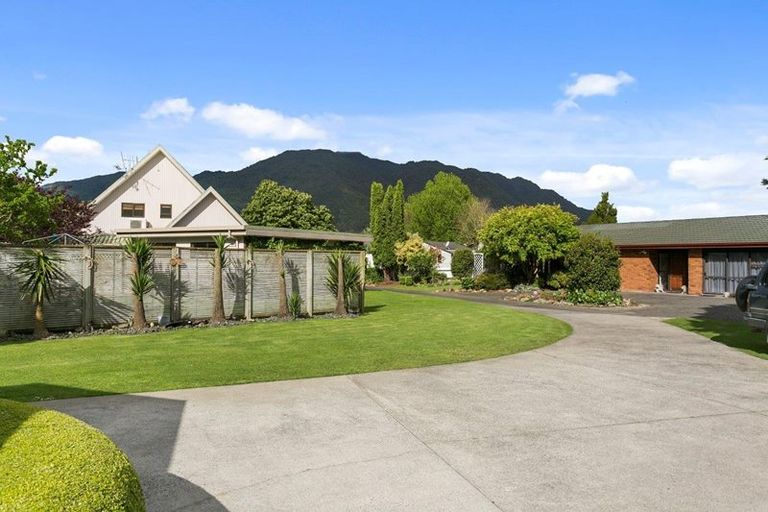 Photo of property in 19 Grace Avenue, Te Aroha, 3320