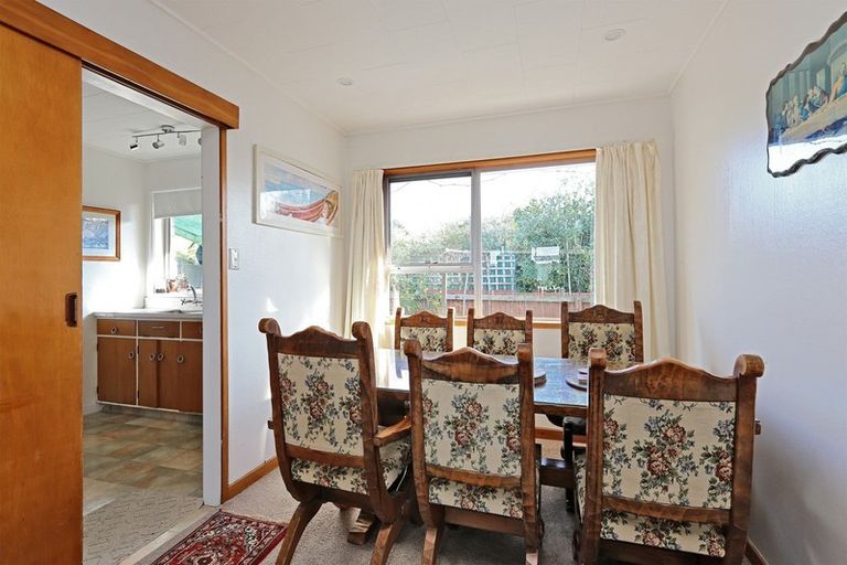 Photo of property in 2/100 Renata Street, Frimley, Hastings, 4120