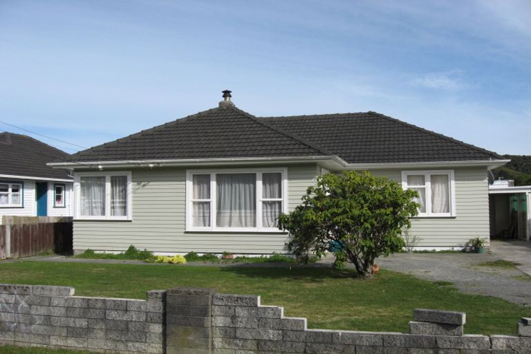 Photo of property in 85 Wise Street, Wainuiomata, Lower Hutt, 5014