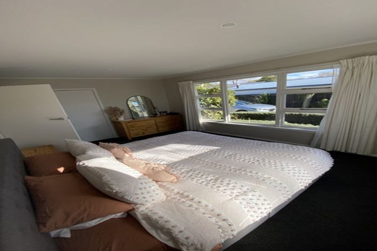 Photo of property in 145 Wairakei Road, Bryndwr, Christchurch, 8053