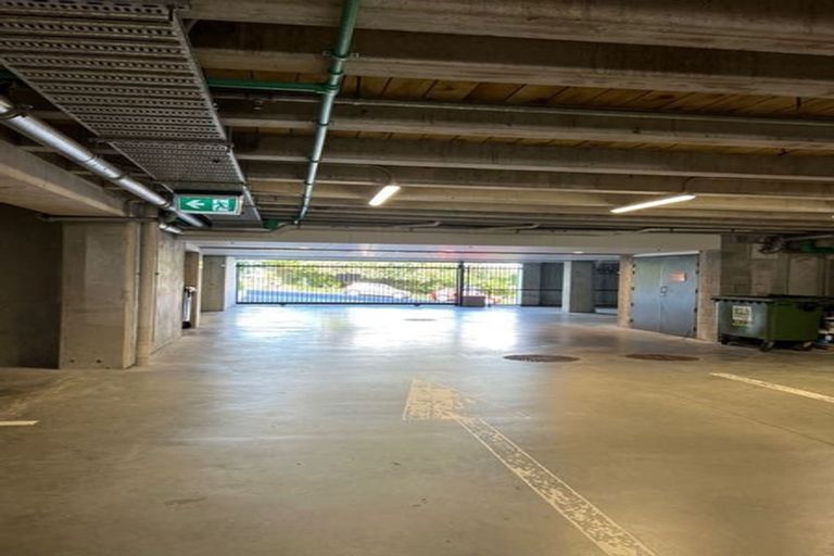 Photo of property in 102/19 Rawene Road, Birkenhead, Auckland, 0626