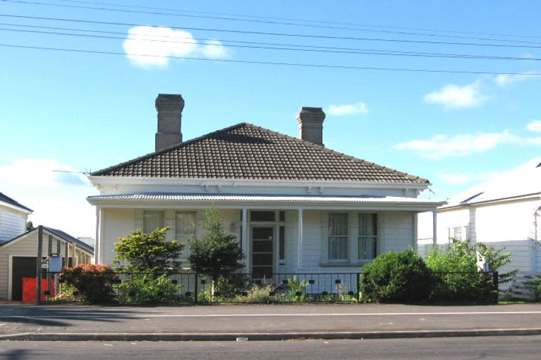 Photo of property in 14 Calliope Road, Devonport, Auckland, 0624