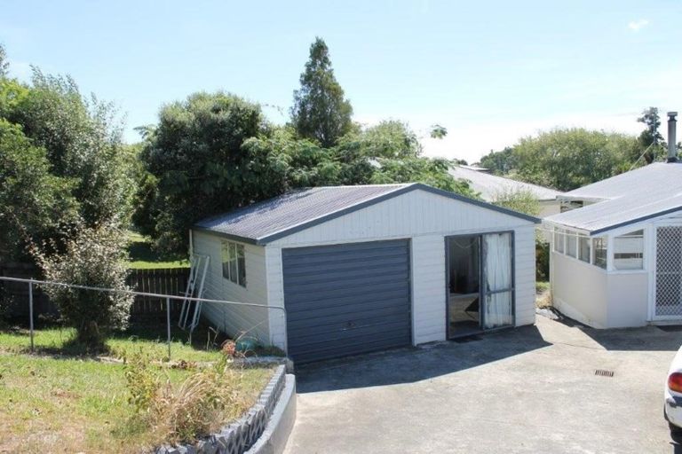 Photo of property in 43 Gorge Road, Maungaturoto, 0520