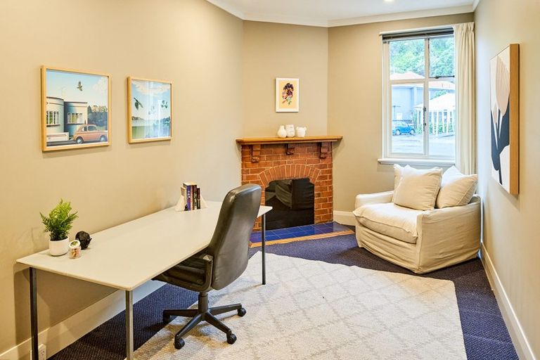 Photo of property in 148-150 Muritai Road, Eastbourne, Lower Hutt, 5013