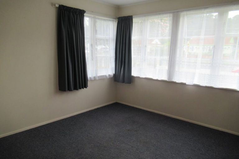 Photo of property in 1291 High Street, Taita, Lower Hutt, 5011
