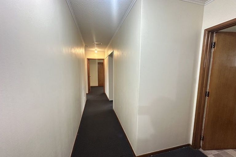 Photo of property in 3 Manapouri Place, Pakuranga Heights, Auckland, 2010