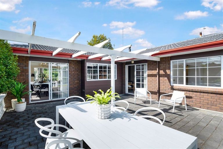 Photo of property in 19 Palomino Drive, Henderson, Auckland, 0612