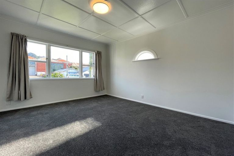 Photo of property in 61 Ross Street, Kilbirnie, Wellington, 6022