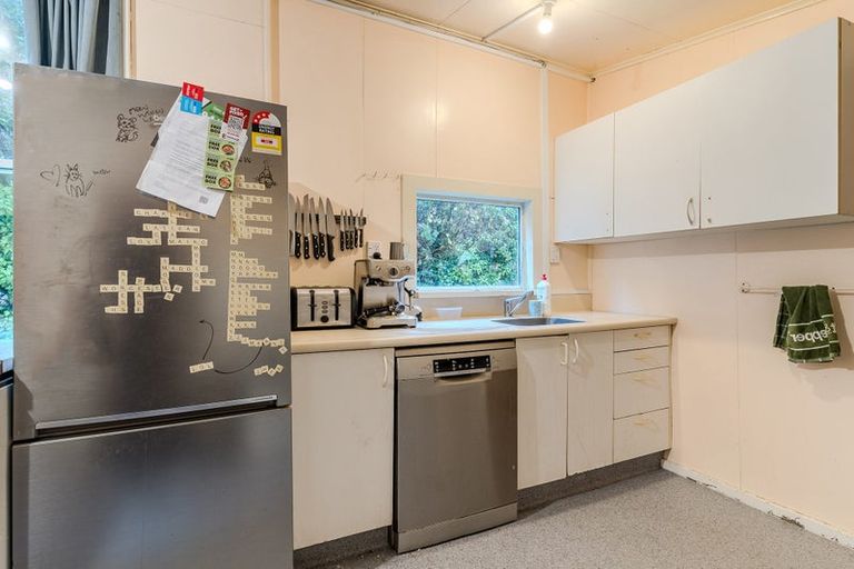 Photo of property in 100 Queen Street, North Dunedin, Dunedin, 9016