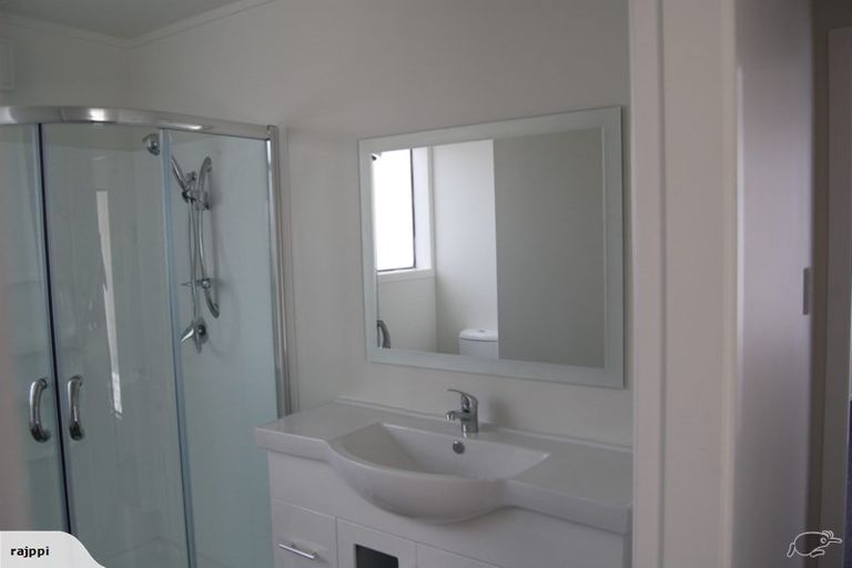 Photo of property in 221 The Esplanade, Petone, Lower Hutt, 5012